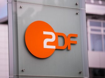 Das ZDF hat sich die Fußball-Übertragungsrechte der Champions-League-Endspiele 2022 bis 2024 gesichert. Foto: Andreas Arnold/dpa Das ZDF hat sich die Fußball-Übertragungsrechte der Champions-League-Endspiele 2022 bis 2024 gesichert. Foto: Andreas Arnold/dpa