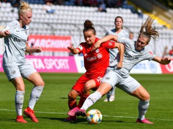 Bis 2022 spielt Magull (m.) für den FC Bayern Bis 2022 spielt Magull (m.) für den FC Bayern