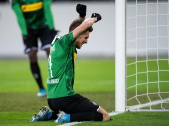 Der Gladbacher Patrick Herrmann ärgert sich nach einer vergebenen Torchance. Foto: Marius Becker/dpa Der Gladbacher Patrick Herrmann ärgert sich nach einer vergebenen Torchance. Foto: Marius Becker/dpa