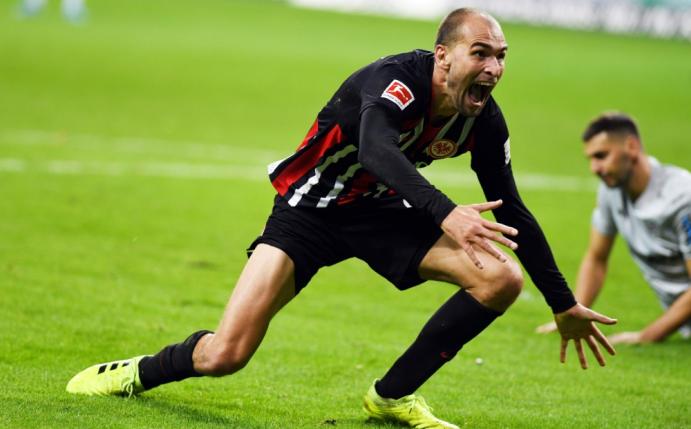 Bas Dost zurück im Training