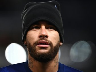 Neymar verklagt Barcelona Neymar verklagt Barcelona