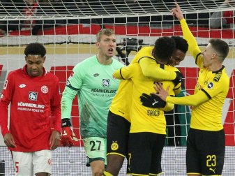 Dortmund jubelt über Sieg in Mainz Dortmund jubelt über Sieg in Mainz