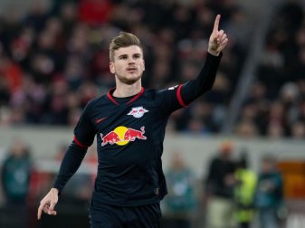 Timo Werner trifft mit Leipzig in Dortmund auf den BVB. Foto: Bernd Thissen/dpa Timo Werner trifft mit Leipzig in Dortmund auf den BVB. Foto: Bernd Thissen/dpa