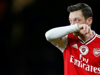 Mesut Özil getäuscht von Fake News? Mesut Özil getäuscht von Fake News?