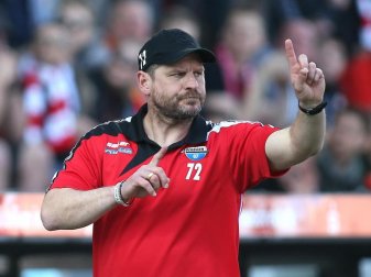 Will vor dem Spiel gegen Gladbach nicht von einer Krise des Gegners sprechen: Paderborns Trainer Steffen Baumgart. Foto: Andreas Gora/dpa Will vor dem Spiel gegen Gladbach nicht von einer Krise des Gegners sprechen: Paderborns Trainer Steffen Baumgart. Foto: Andreas Gora/dpa