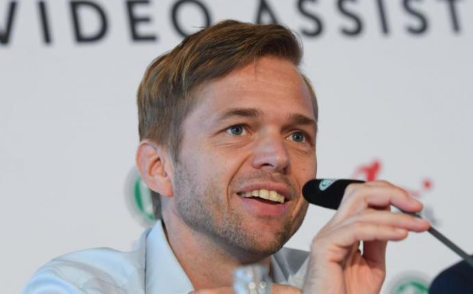 Jochen Drees ist Projektleiter für den Bereich Video-Assistent beim Deutschen Fußball-Bund. Foto: Arne Dedert/dpa
