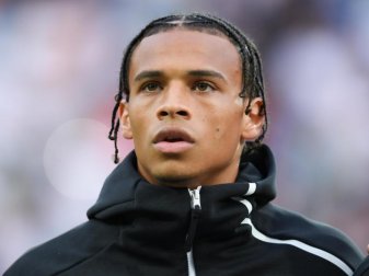 Muss nach seinem Kreuzbandriss um eine EM-Teilnahme bangen: Leroy Sané. Foto: Arne Dedert/dpa Muss nach seinem Kreuzbandriss um eine EM-Teilnahme bangen: Leroy Sané. Foto: Arne Dedert/dpa