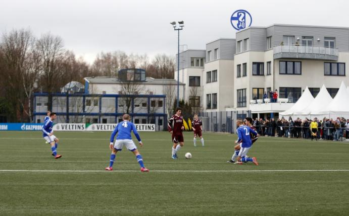Schalke setzt auch in Zukunft auf den eigenen Nachwuchs