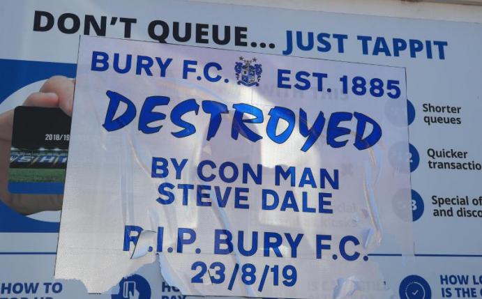 Der Drittligist FC Bury wurde von der englischen Fußball-Liga EFL ausgeschlossen. Foto: Peter Byrne/PA Wire/dpa