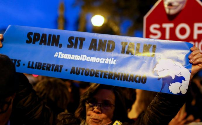 Separatisten versperren Zufahrtswege zum Camp Nou