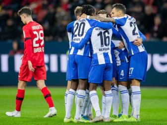 Hertha BSC feierte in Leverkusen den zweiten Sieg unter der Leitung von Trainer Jürgen Klinsmann. Foto: Rolf Vennenbernd/dpa Hertha BSC feierte in Leverkusen den zweiten Sieg unter der Leitung von Trainer Jürgen Klinsmann. Foto: Rolf Vennenbernd/dpa