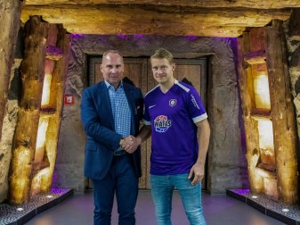 Aue-Präsident Helge Leonhardt (l.) und Jan Hochscheidt Aue-Präsident Helge Leonhardt (l.) und Jan Hochscheidt