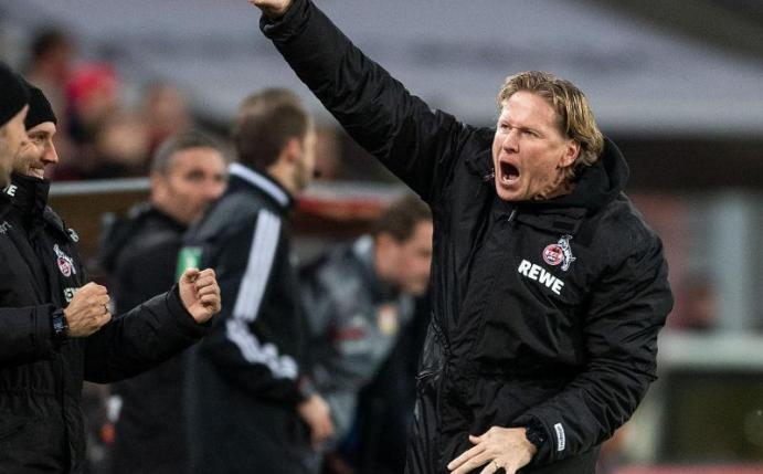 Kölns Trainer Markus Gisdol jubelte nach dem Sieg gegen Bayer Leverkusen. Foto: Marius Becker/dpa