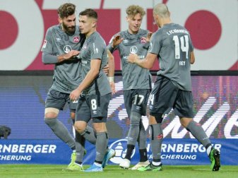 Die Nürnberger setzten sich zu Hause gegen Dresden durch. Foto: Timm Schamberger/dpa