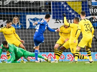 Der Hoffenheimer Sargis Adamyan (M.) traf zum zwischenzeitlichen 1:1-Ausgleich. Foto: Tom Weller/dpa Der Hoffenheimer Sargis Adamyan (M.) traf zum zwischenzeitlichen 1:1-Ausgleich. Foto: Tom Weller/dpa