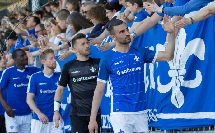 Darmstadt verlängert mit Trickotsponsor Software AG