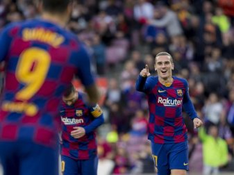 Antoine Griezmann (r) von FC Barcelona jubelt nach einem Tor. Foto: Joan Monfort/AP/dpa Antoine Griezmann (r) von FC Barcelona jubelt nach einem Tor. Foto: Joan Monfort/AP/dpa