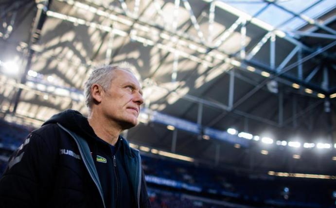 Ging mit Freiburg vor Weihnachten noch nie als Verlierer vom Platz: SC-Coach Christian Streich. Foto: Rolf Vennenbernd/dpa