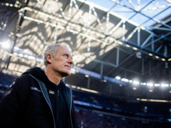 Ging mit Freiburg vor Weihnachten noch nie als Verlierer vom Platz: SC-Coach Christian Streich. Foto: Rolf Vennenbernd/dpa Ging mit Freiburg vor Weihnachten noch nie als Verlierer vom Platz: SC-Coach Christian Streich. Foto: Rolf Vennenbernd/dpa