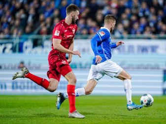 Muss vorzeitig zurück nach England: VfB-Leihgabe Nathaniel Phillips. Foto: Uwe Anspach/dpa Muss vorzeitig zurück nach England: VfB-Leihgabe Nathaniel Phillips. Foto: Uwe Anspach/dpa