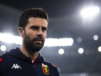 Der FC Genua trennt sich von Trainer Thiago Motta Der FC Genua trennt sich von Trainer Thiago Motta