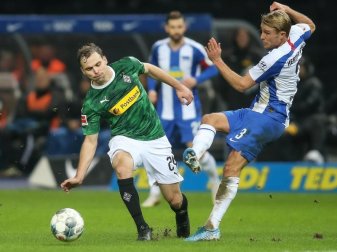 Fühlt sich bei Borussia Mönchengladbach wohl: Tony Jantschke (l). Foto: Andreas Gora/dpa Fühlt sich bei Borussia Mönchengladbach wohl: Tony Jantschke (l). Foto: Andreas Gora/dpa