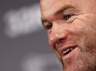 Wayne Rooney bereitete den Treffer zum 1:0 vor Wayne Rooney bereitete den Treffer zum 1:0 vor