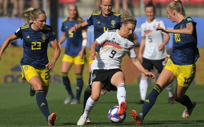 Algarve Cup: DFB-Frauen treffen auf Schweden