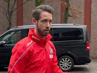 Darf angeblich laut Vertragsklausel nicht gegen den FC Schalke antreten: Der an den FC Köln ausgeliehene Mark Uth. Foto: Holger Schmidt/dpa
