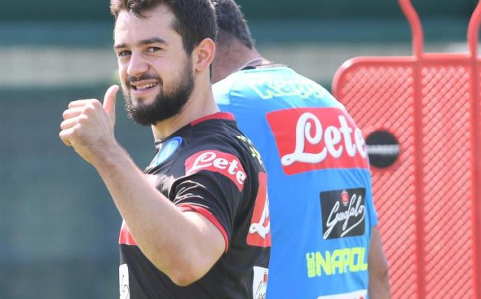 Amin Younes kommt beim SSC Neapel nur selten zum Einsatz. Foto: Ciro Sarpa/SSC Neapel/dpa