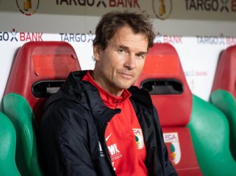 Saß als Co-Trainer beim FC Augsburg bereits auf einer Bundesliga-Bank: Ex-Nationalkeeper Jens Lehmann. Foto: Sven Hoppe/dpa Saß als Co-Trainer beim FC Augsburg bereits auf einer Bundesliga-Bank: Ex-Nationalkeeper Jens Lehmann. Foto: Sven Hoppe/dpa
