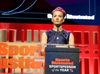 Megan Rapinoe bleibt ihrer Linie treu Megan Rapinoe bleibt ihrer Linie treu