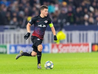 Diego Demme wechselt für rund zwölf Millionen Euro von Leipzig nach Neapel. Foto: Robert Michael/zb/dpa Diego Demme wechselt für rund zwölf Millionen Euro von Leipzig nach Neapel. Foto: Robert Michael/zb/dpa