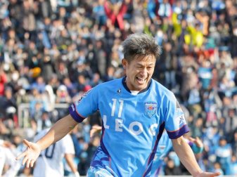 Hat auch mit bald 53 noch nicht genug: Kazuyoshi Miura. Foto: Uncredited/AP/dpa Hat auch mit bald 53 noch nicht genug: Kazuyoshi Miura. Foto: Uncredited/AP/dpa