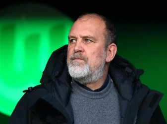 Jörg Schmadtke möchte mit dem VfL Wolfsburg auch nächste Saison europäisch spielen. Foto: Ronny Hartmann/zb/dpa Jörg Schmadtke möchte mit dem VfL Wolfsburg auch nächste Saison europäisch spielen. Foto: Ronny Hartmann/zb/dpa
