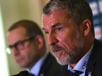 Marco Kurz muss in Melbourne seinen Hut nehmen Marco Kurz muss in Melbourne seinen Hut nehmen