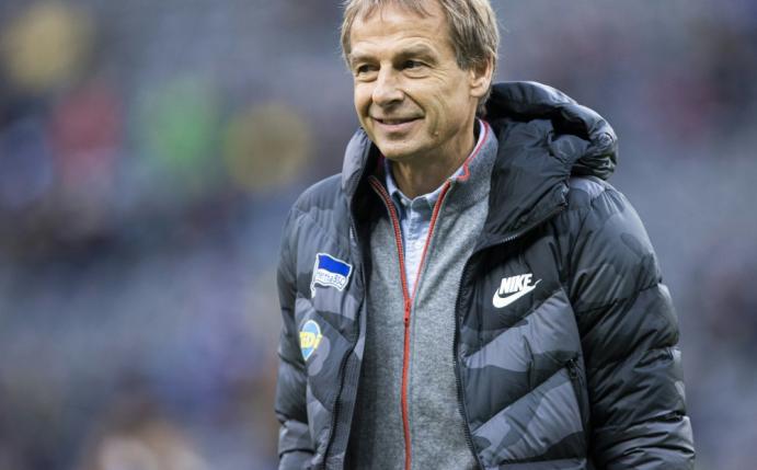 Klinsmann trotz Diskussion um Trainer-Lizenz gelassen
