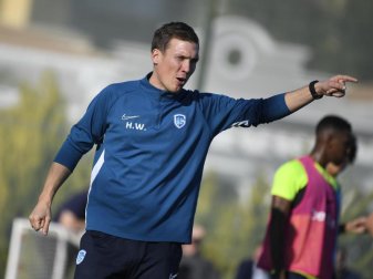 Trainer Hannes Wolf arbeitet beim KRC Genk. Foto: Yorick Jansens/BELGA/dpa Trainer Hannes Wolf arbeitet beim KRC Genk. Foto: Yorick Jansens/BELGA/dpa