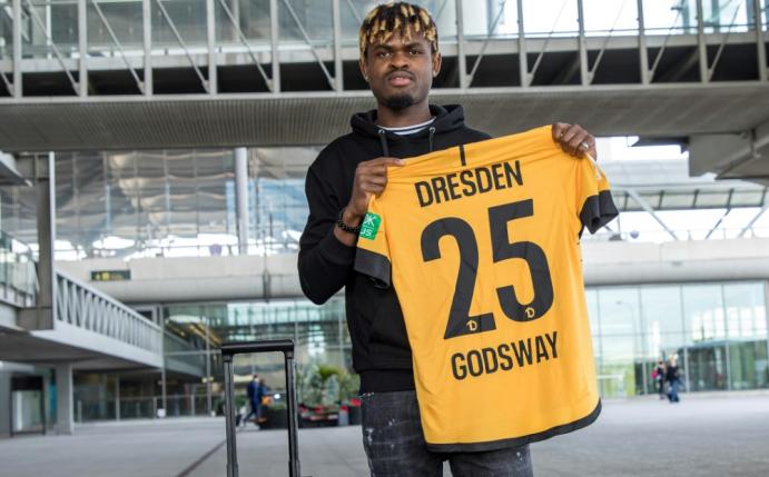 Dresden verstärkt sich mit Stürmer Godsway Donyoh