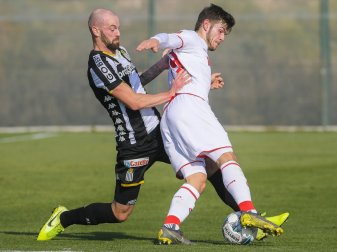 Thielmann (r.) bleibt bis 2022 in Köln Thielmann (r.) bleibt bis 2022 in Köln