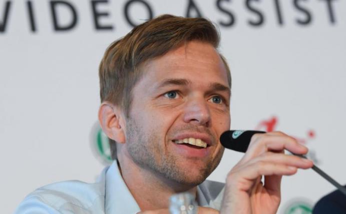 Wirbt weiter um Geduld mit dem Videobeweis: Projektleiter Jochen Drees. Foto: Arne Dedert/dpa