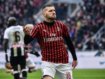 Rebic erzielte seine ersten beiden Treffer für Mailand Rebic erzielte seine ersten beiden Treffer für Mailand