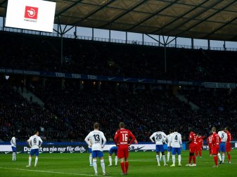 Analyse: VAR greift in der Bundesliga immer häufiger ein Analyse: VAR greift in der Bundesliga immer häufiger ein