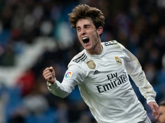 Will bereits gegen Schalke auflaufen: Alvaro Odriozola Will bereits gegen Schalke auflaufen: Alvaro Odriozola