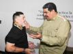 Verstehen sich: Venzuelas Präsident Nicolas Maduro (r) und Diego Maradona. Foto: Marcelo Garcia/Prensa Miraflores/dpa