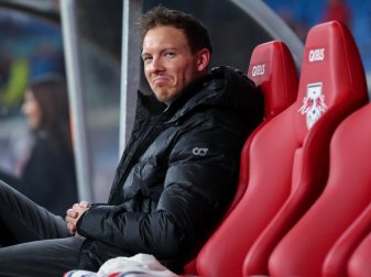 Hat seinen Spielern ein Schlaf-Seminar verordnet: Leipzigs Trainer Julian Nagelsmann. Foto: Jan Woitas/dpa-Zentralbild/dpa