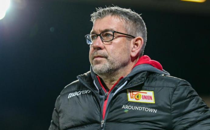 Union-Trainer Urs Fischer trifft mit seinem Team auf den FC Augsburg. Foto: Andreas Gora/dpa
