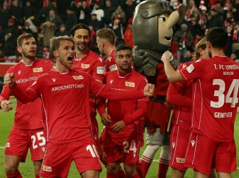 Union feiert 2:0-Heimsieg gegen Augsburg Union feiert 2:0-Heimsieg gegen Augsburg
