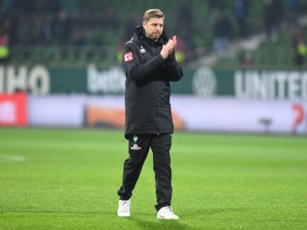 Werders Trainer Florian Kohfeldt musste mit seiner Mannschaft schon die sechste Heimpleite hinnehmen. Foto: Carmen Jaspersen/dpa Werders Trainer Florian Kohfeldt musste mit seiner Mannschaft schon die sechste Heimpleite hinnehmen. Foto: Carmen Jaspersen/dpa