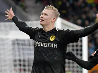 Der spektakulärste Transfer in Europa gelang Borussia Dortmund mit Top-Stürmer Erling Haaland. Foto: Stefan Puchner/dpa Der spektakulärste Transfer in Europa gelang Borussia Dortmund mit Top-Stürmer Erling Haaland. Foto: Stefan Puchner/dpa